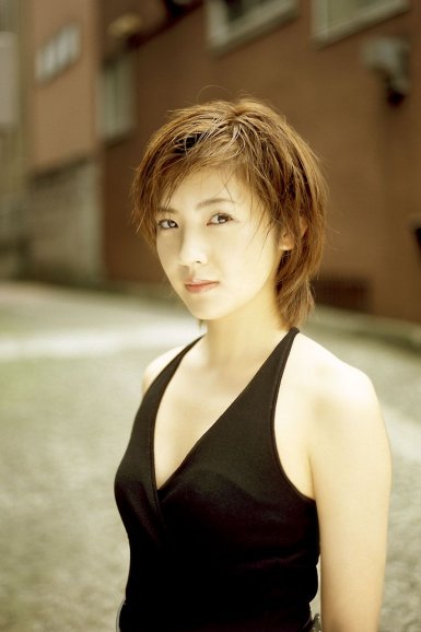 半场战报：库里16+4轰进4记三分 骑士46-59懦夫‘爱游戏官方下载’